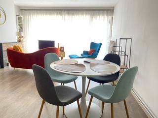 Ruime lichtrijke Studio, ideaal als voet aan de grond aan de kust, op 100m van tramhalte, 300m van het centrum en Zeedijk. Ruime openbare parking voor de deur<br />Instapklaar