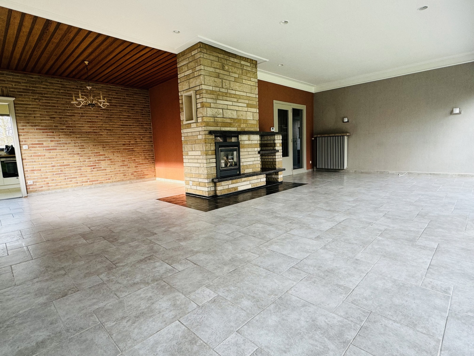 Landelijk gelegen woning met 2 slaapkamers en grote tuin. - foto 5