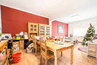 À vendre : maison prête à emménager, charmante et lumineuse, avec 3 chambres et jardin à Waregem.Idéalement située à Waregem, à deux pas de la...