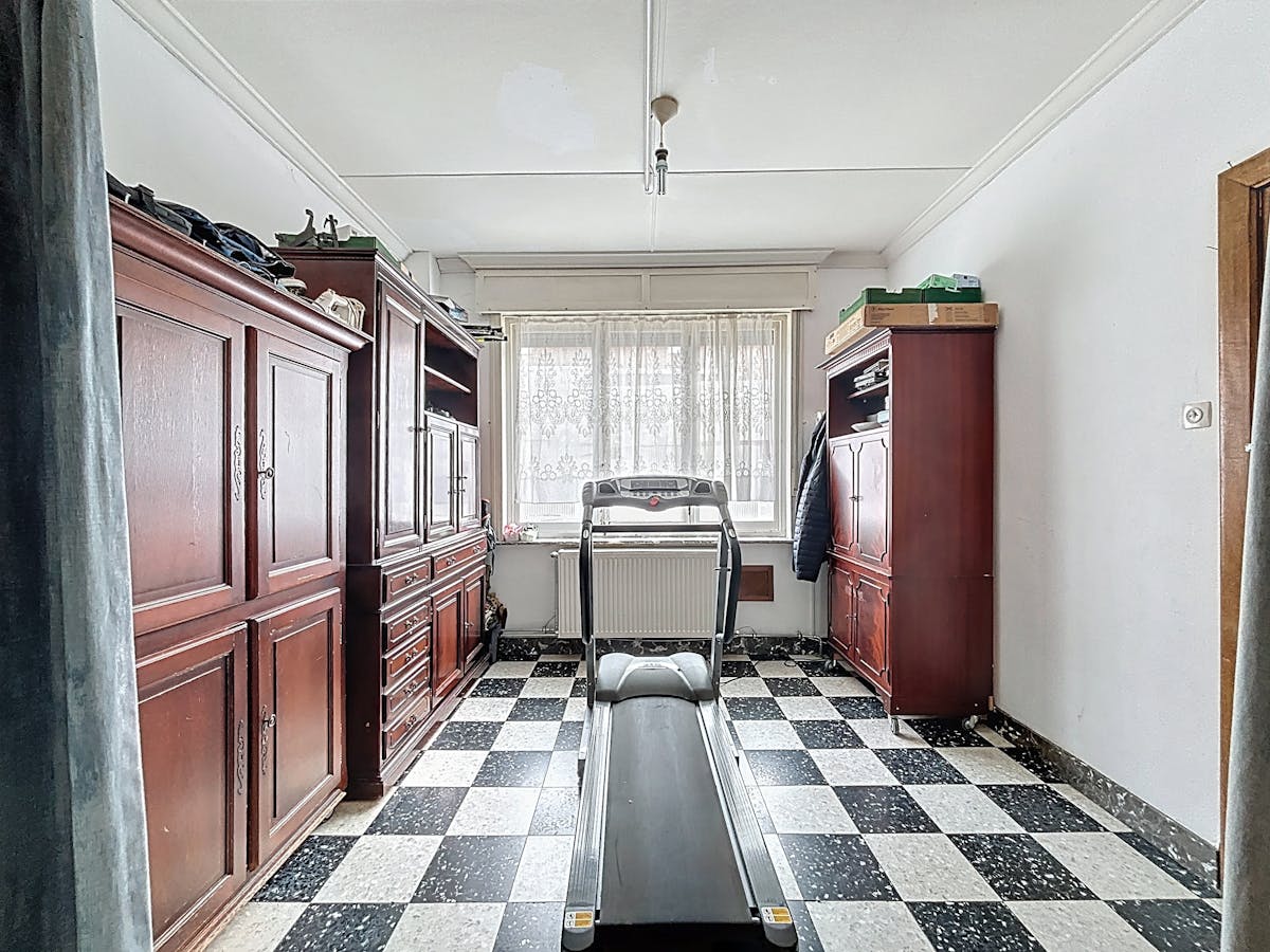 Te renoveren woning te koop in Kortrijk! - foto 4