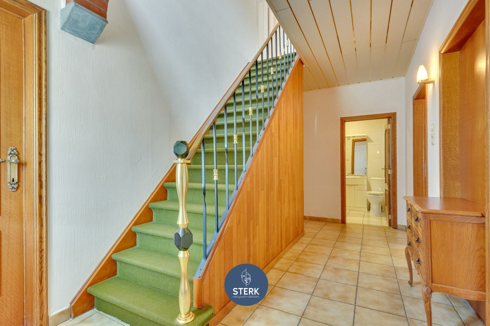 VERZORGDE GEZINSWONING OP EEN ONDERHOUDSVRIENDELIJK PERCEEL IN UIKHOVEN ! - foto 5