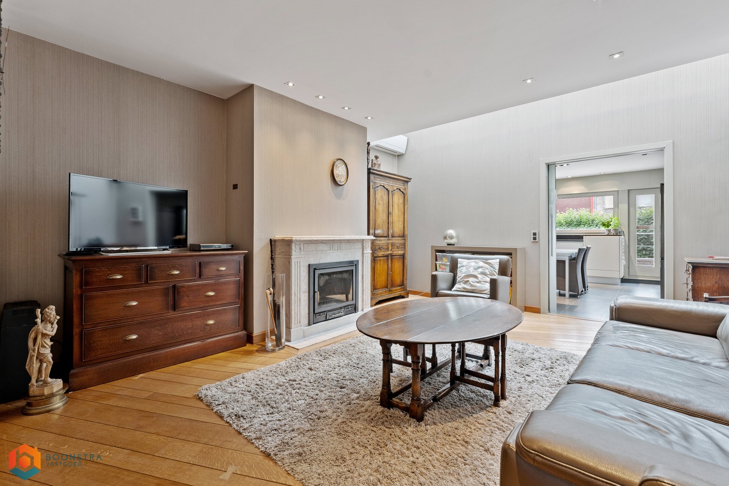 Ruime woning met dubbele praktijkruimte te Boom - foto 2