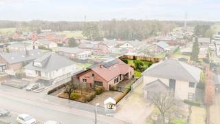 [[ DIT PAND NEEMT DEEL AAN DE ERA OPEN HUIZEN DAG OP 14/3 VAN 9:30 TOT 10:30 ]]Te koop: ruime woning met 6 slaapkamers in Oudsbergen, gelegen in een...