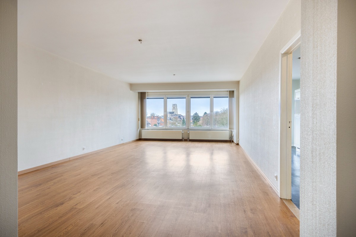 Ruim appartement met twee slaapkamers en garagebox aan de stadsrand - foto 4