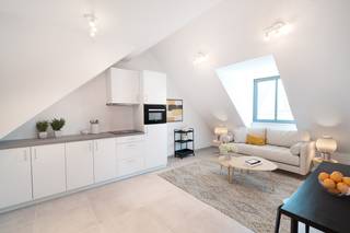 Opbrengsteigendom met 8 studentenkamers op toplocatie te LierBent u op zoek naar een opbrengsteigendom gelegen in het centrum van Lier dan is dit...