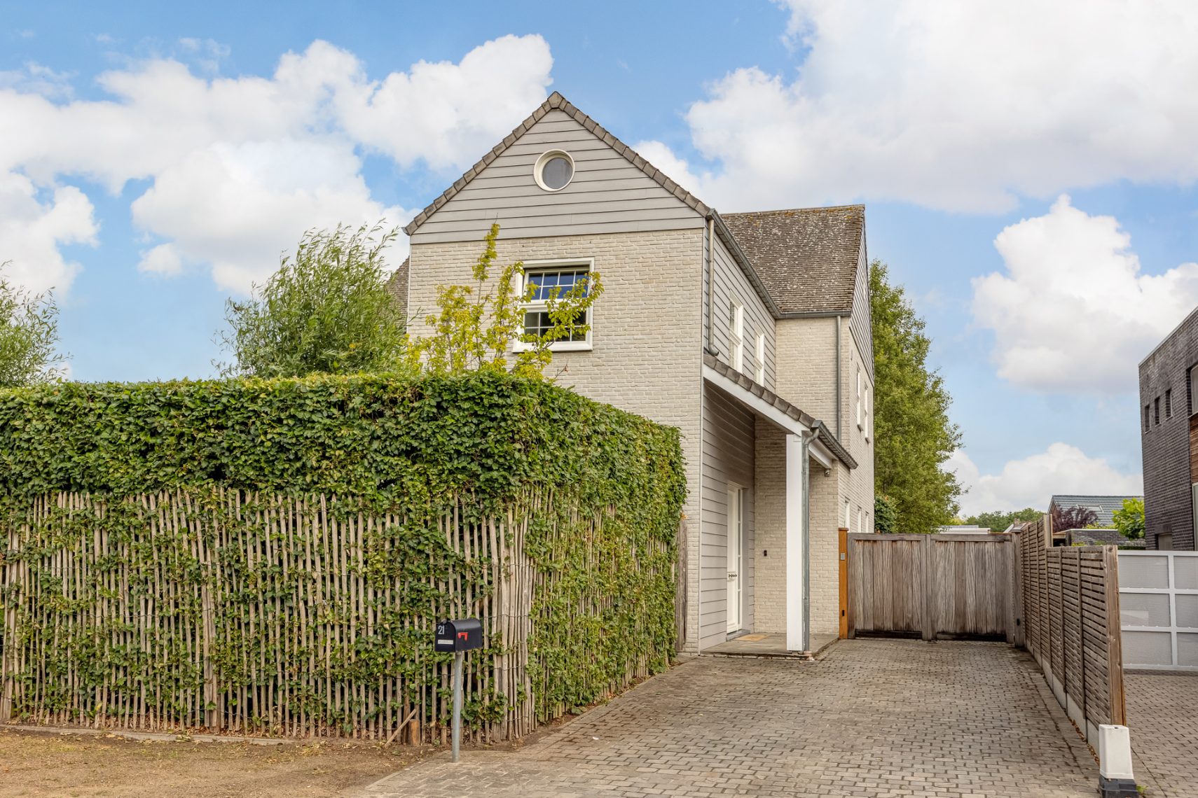 Huis te koop in Mol met 4 slaapkamers - foto 1