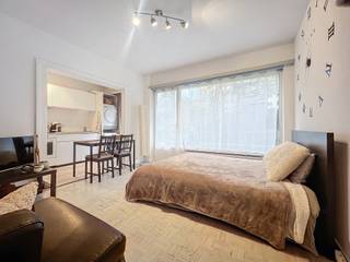 Tel: +32 475 71 63 52 // Email: matthieu.goffin@weinvest.beWe Invest is proud to present this furnished studio located at 78 rue des Pêcheries,...