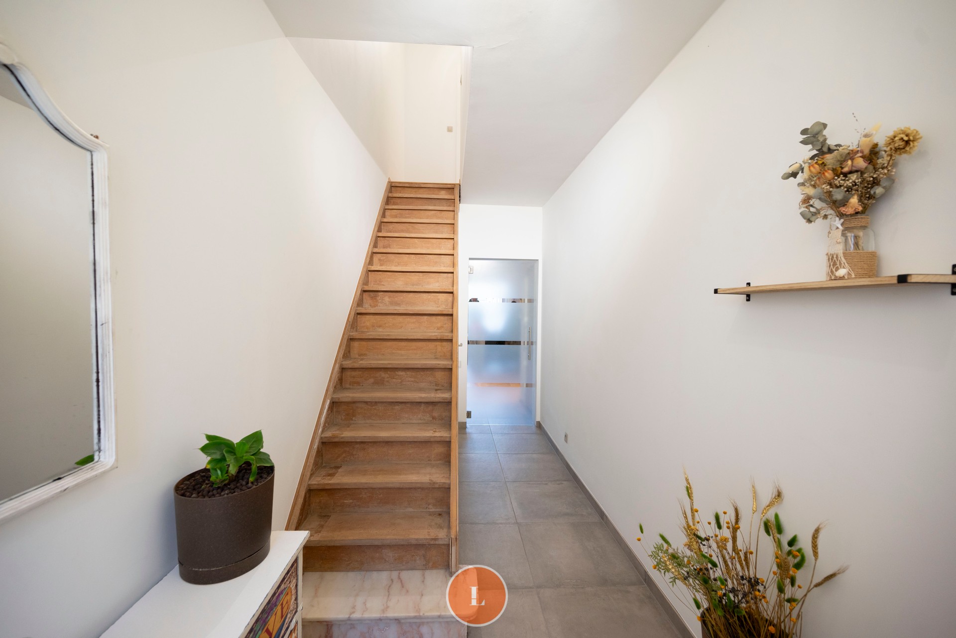 Instapklare gezinswoning met garage en tuin in Wevelgem. - foto 2