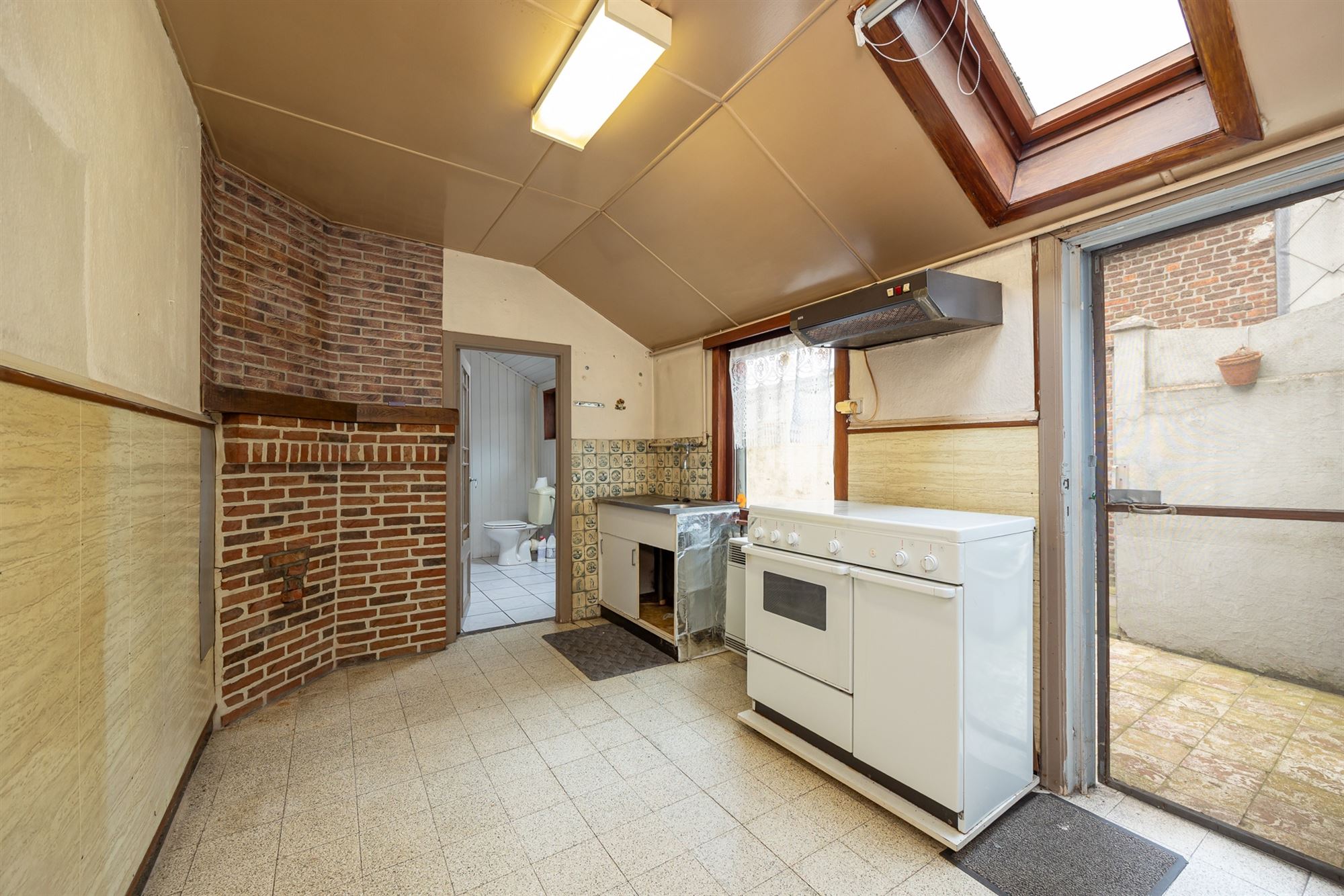 Te renoveren woning op mooi perceel van 256m² - foto 4