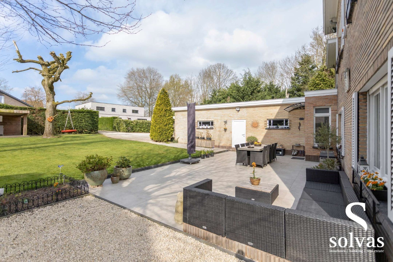 Exclusieve villa met karakter op riant perceel in hartje Zomergem - foto 5