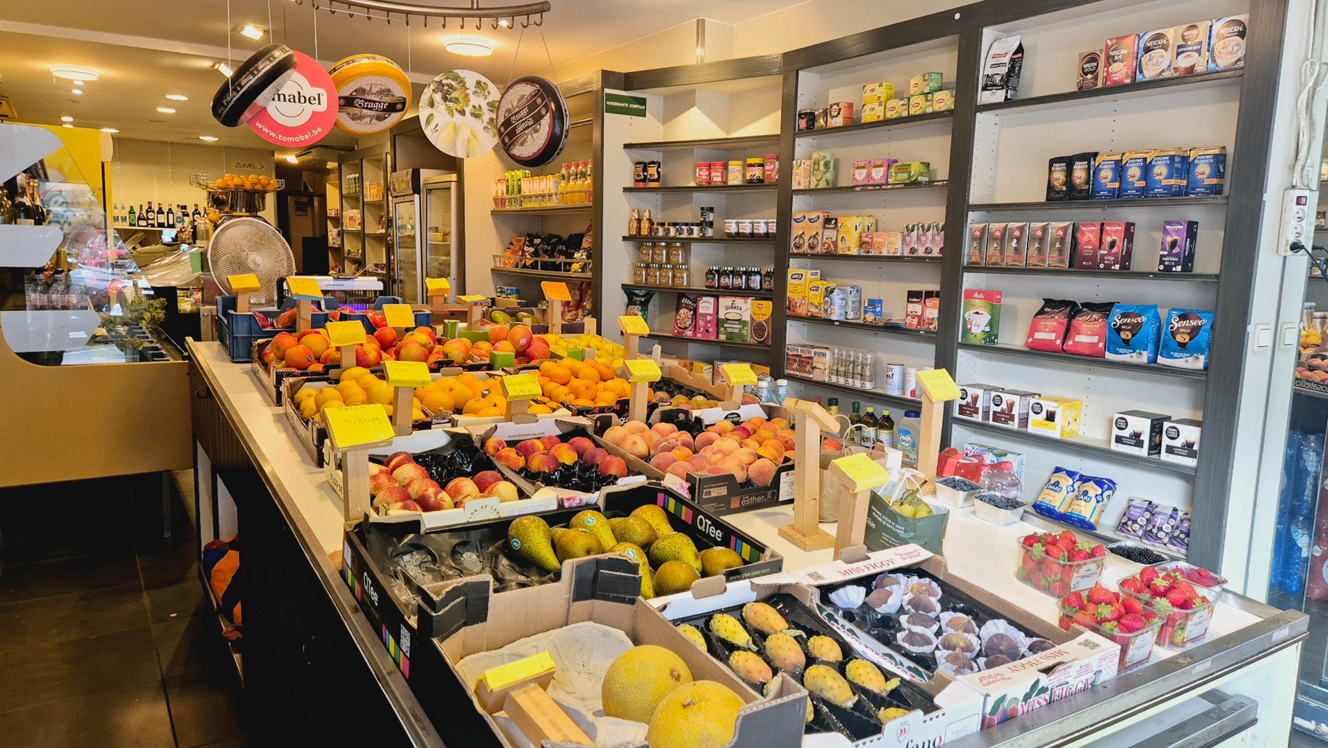 Knokke: zeer goed gelegen winkel met kelder - foto 5