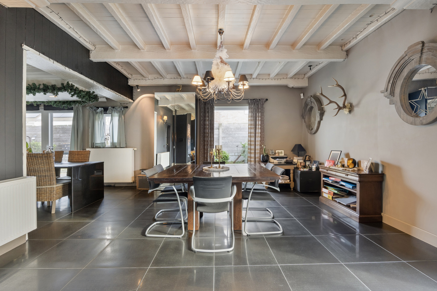 Villa met 4slpk, 2 badkamers en loods van 200 m²  - foto 5