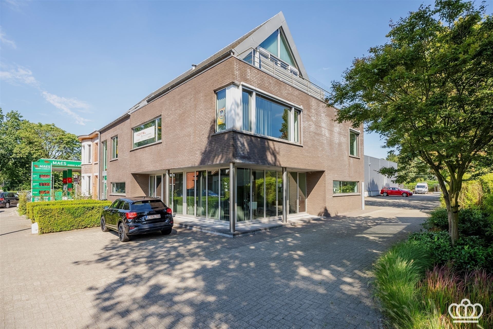 Commercial à louer à Essen - photo 3