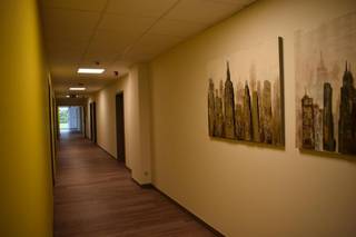 Dit appartement / studio is gelegen in Zorghotel Het Leeuwenhof dat beschikt over 21 kamers. Deze kamers dienen voor mensen die de nodige zorg...