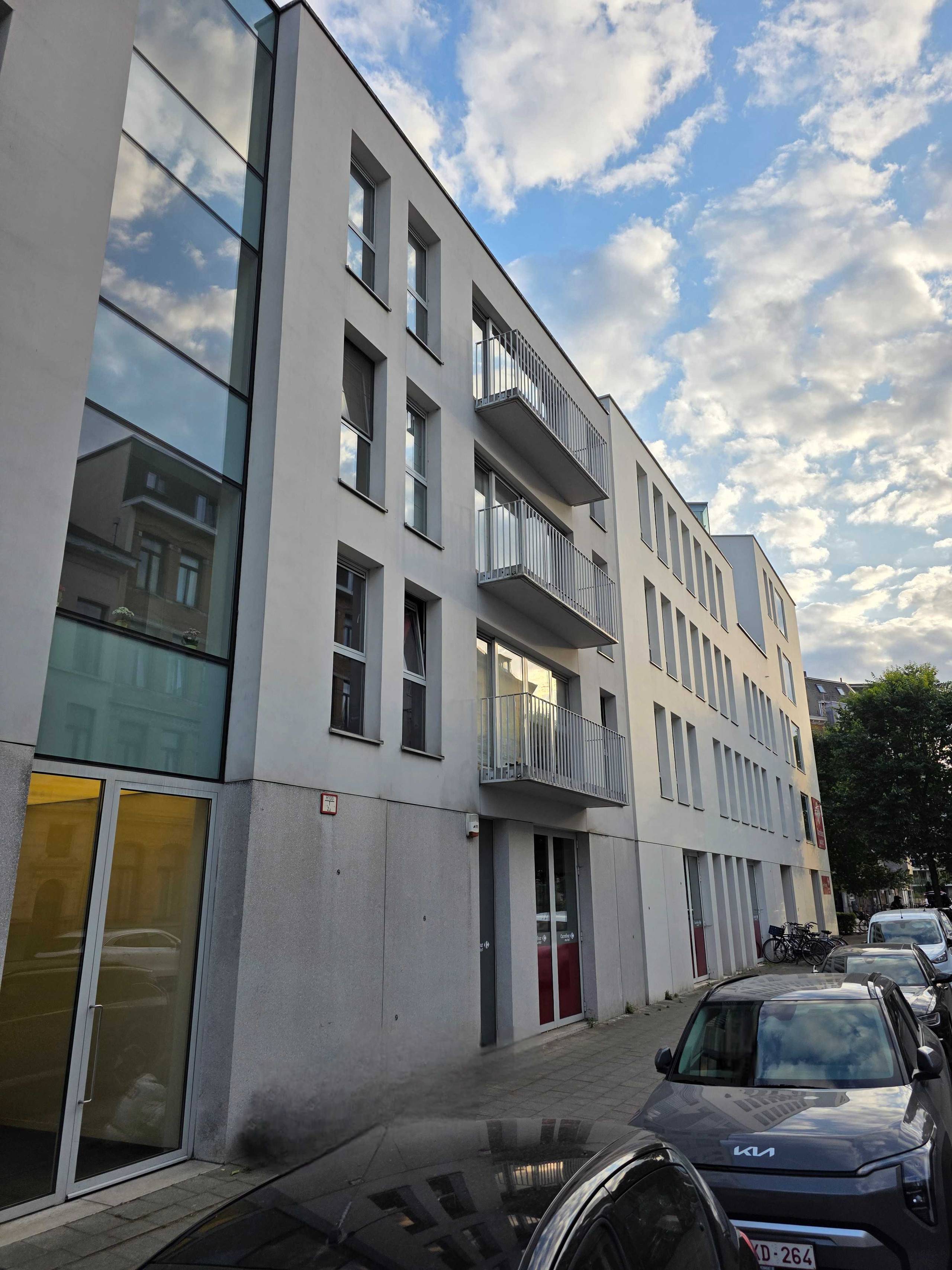 Appartement te koop in Antwerpen met 2 slaapkamers - foto 1