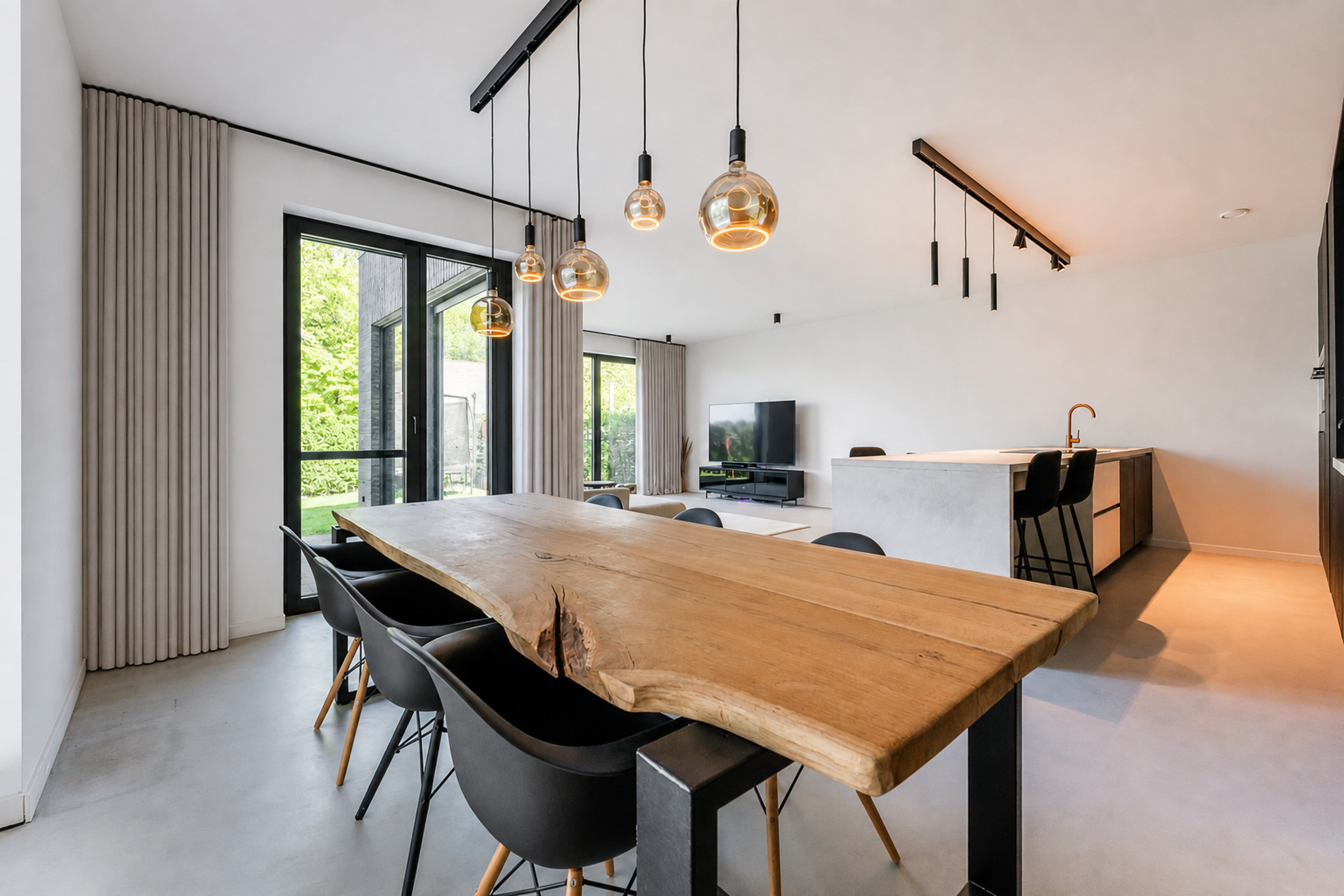 Recente HOB met 4 slpk, garage en tuin te Putte (Beerzel). - foto 5