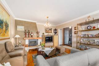 Te koop: verzorgd gesloten appartement in het Koning Fabiolapark, Sint-Niklaas, op een centrale locatie nabij scholen, openbaar vervoer en het...