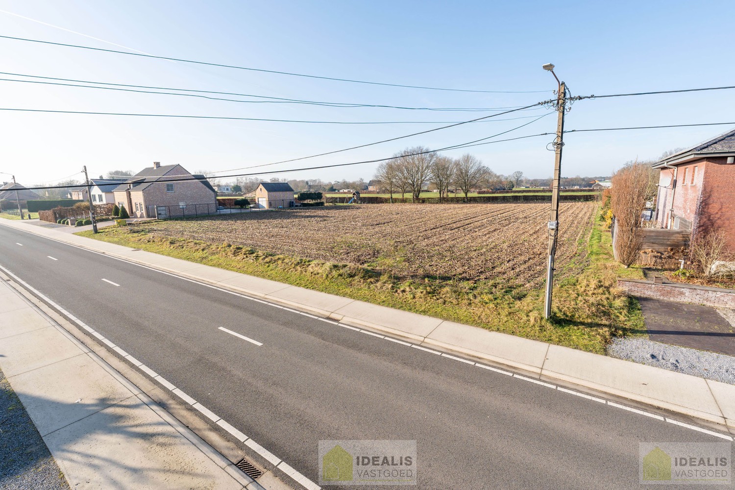 KNAPPE BOUWKAVEL (16A93CA) VOOR OPEN BEBOUWING OP EEN TOPLOCATIE, IN HET RUSTIG GELEGEN GROTE-BROGEL (PEER)! Deze bouwkavel met een oppervlakte van 16a 93ca biedt de mogelijkheid voor het bouwen van een prachtige eengezinswoning met aan de achterzijde van - foto 4