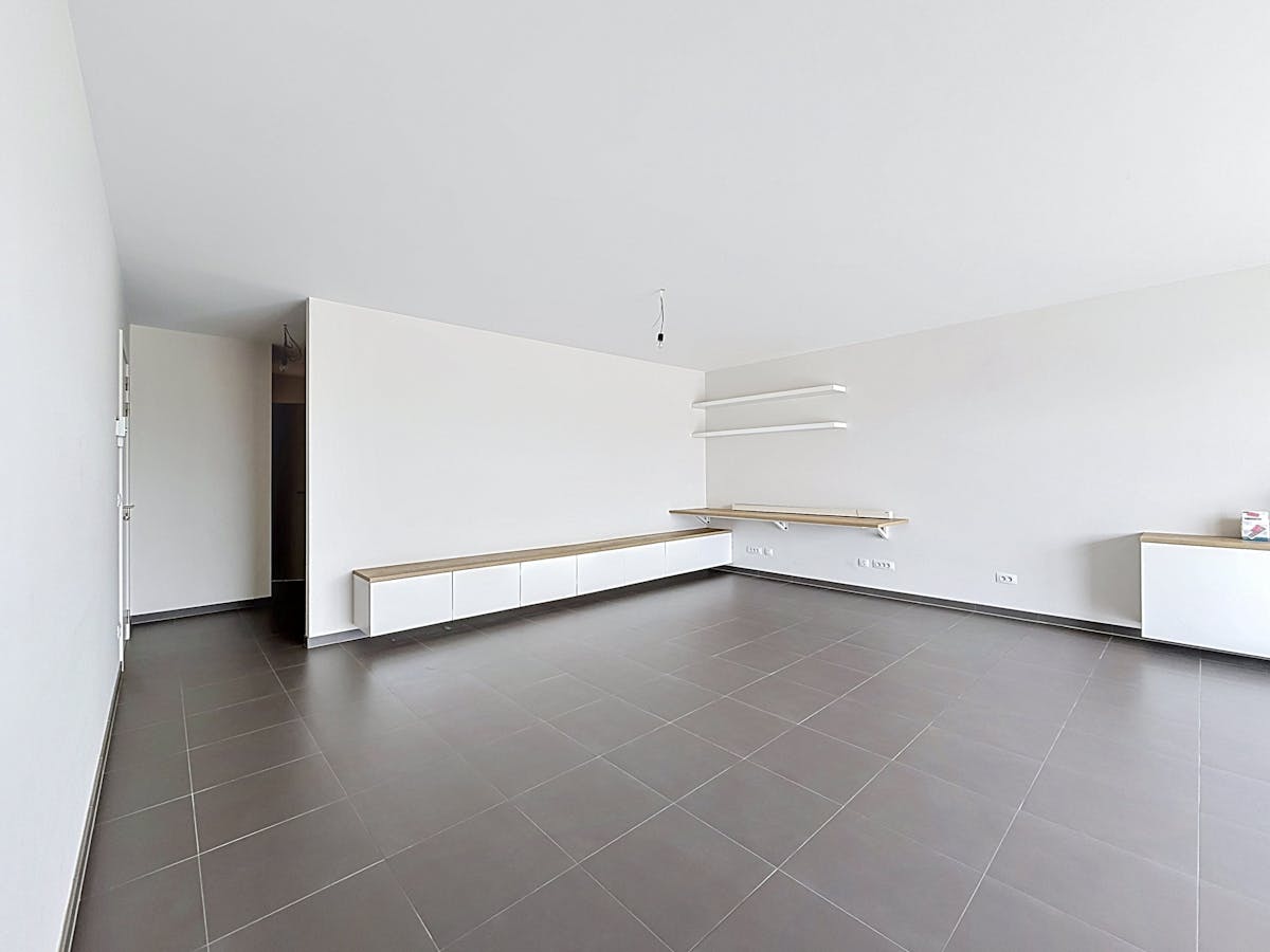 Appartement te huur in Veurne. - foto 3