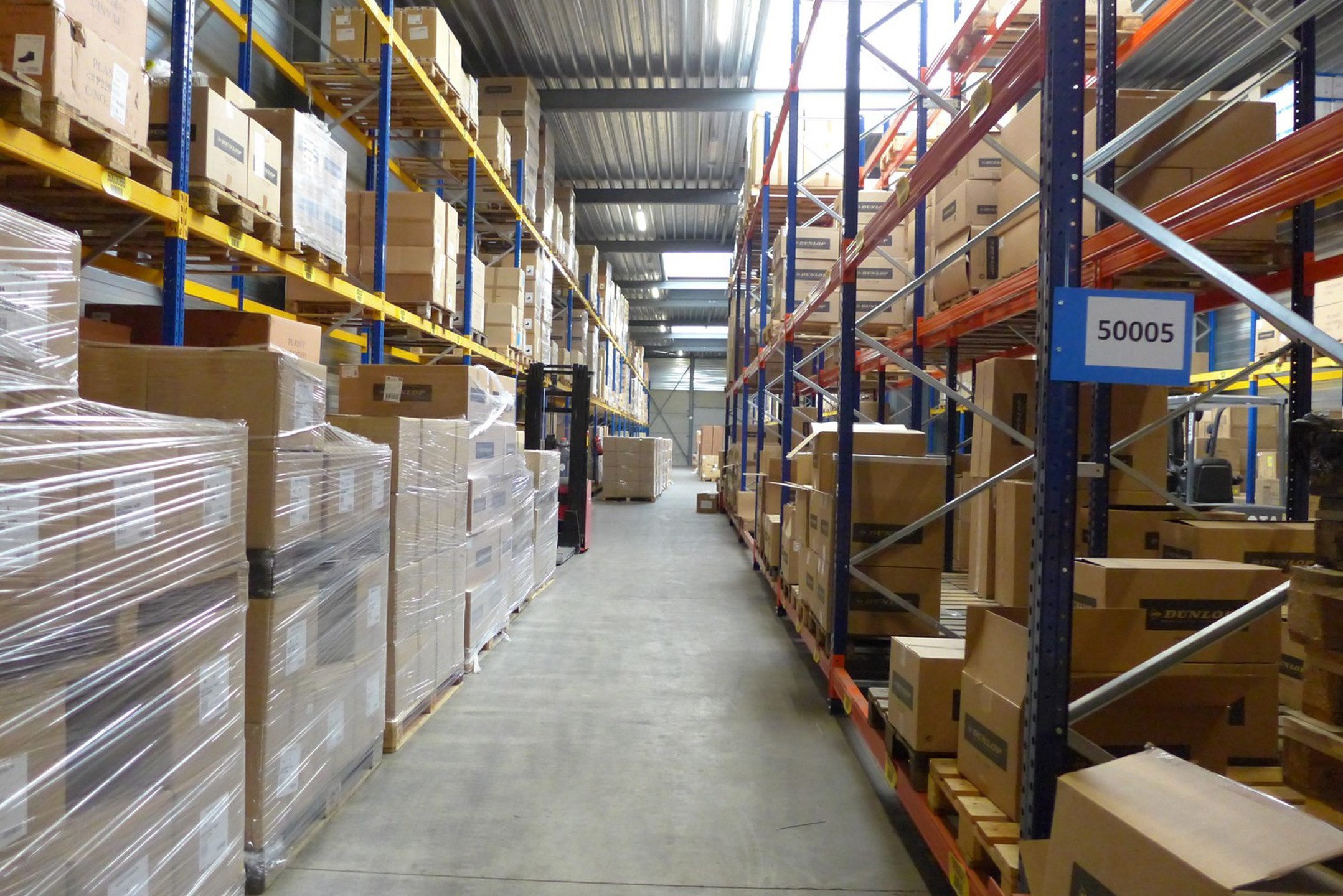 Instapklare kantoren met showroom, magazijn en buitenterrein - foto 2