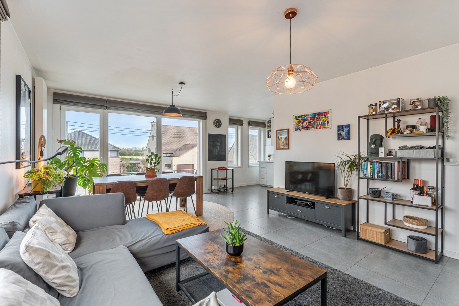 Gerenoveerd en lichtrijk appartement met 2 mooie slaapkamers, een ruim terras en een garagebox te Herent! - foto 4