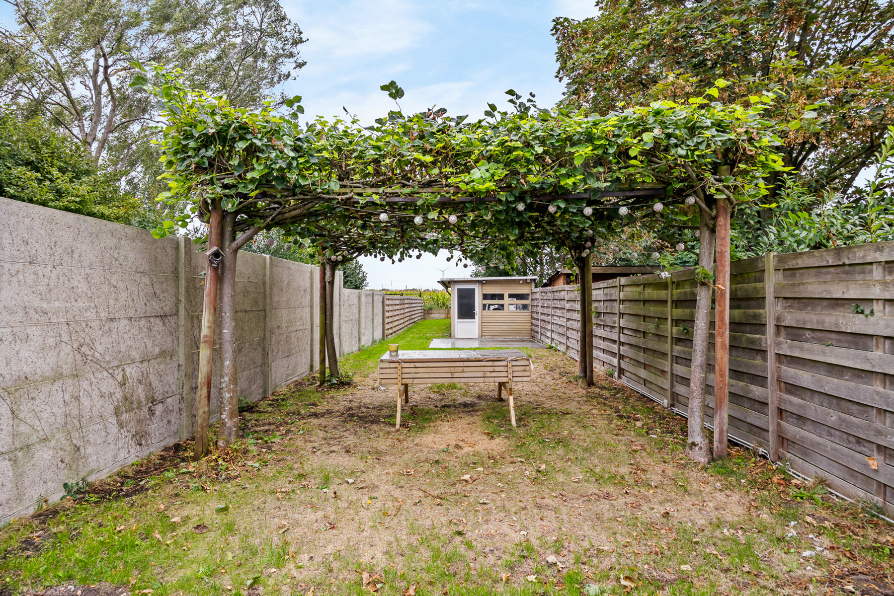 Ruime 3-slaapkamer woning met zonnige tuin in Stabroek - foto 5