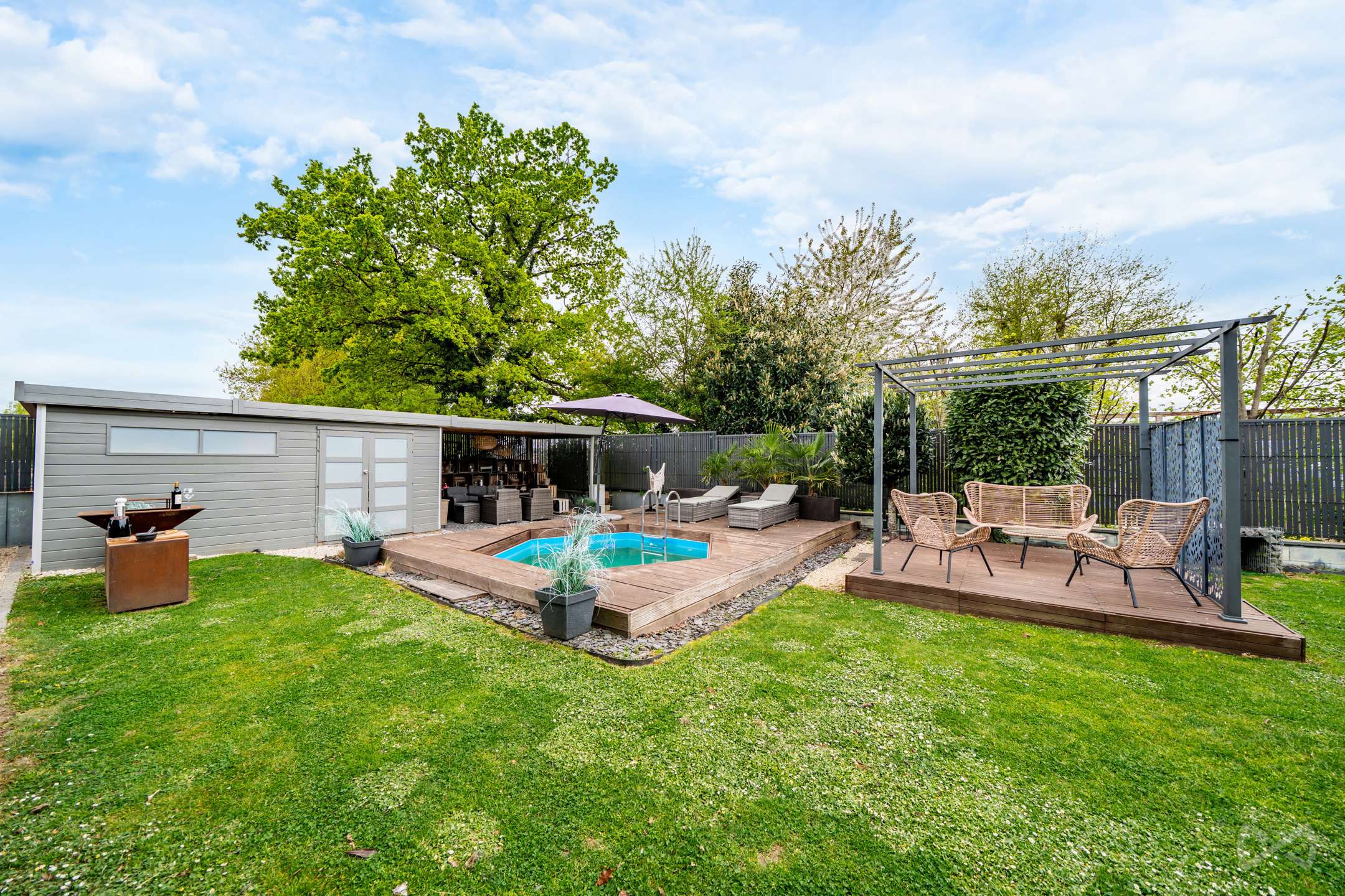 Huis te koop in Belgrade met 6 slaapkamers - foto 2