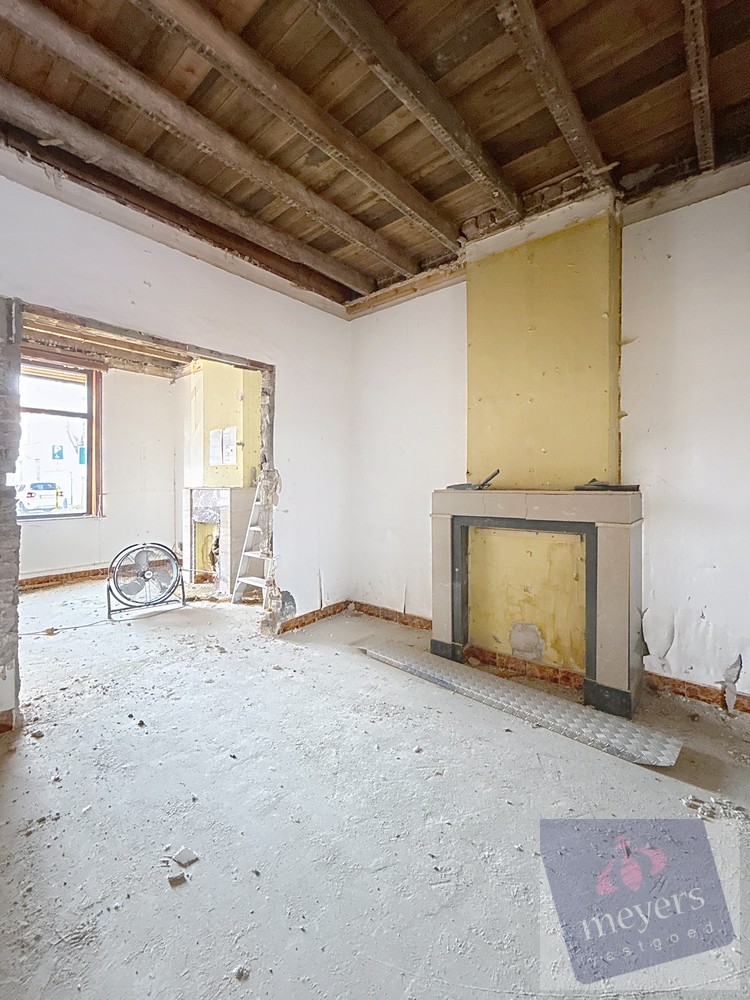 Te renoveren woning met goedgekeurde plannen – Hasselt - foto 5