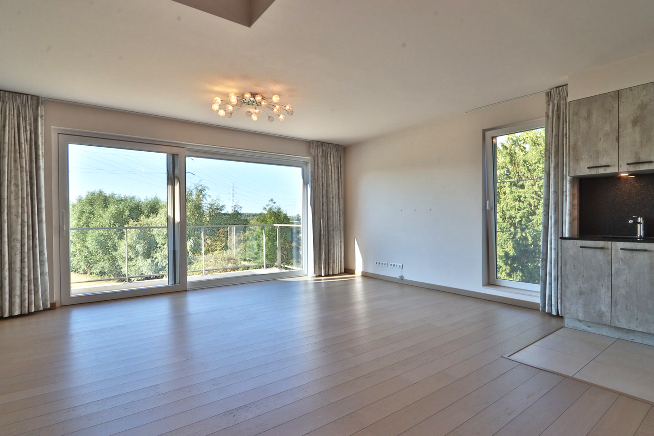 Lichtrijk 2slpk BEN-appartement met mgl. tot staanplaats(en) - foto 5