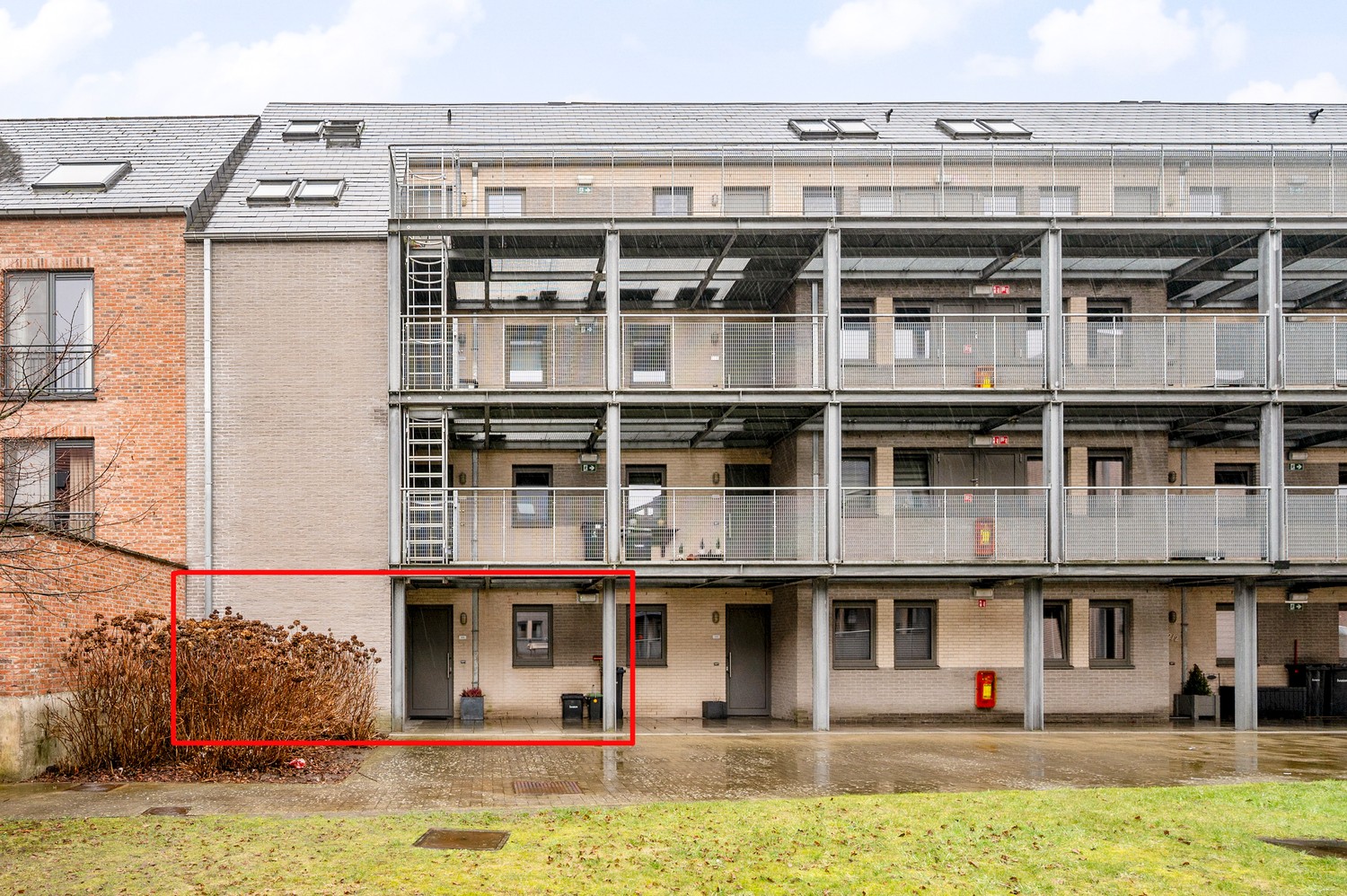 Instapklaar gelijkvloers appartement in het centrum van Beerzel. - foto 3