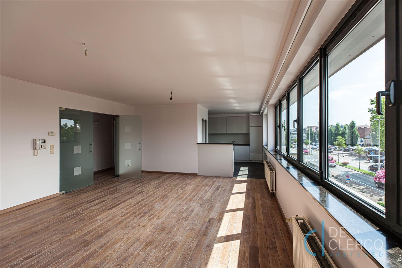 Prachtig ruim appartement te huur in hartje Lochristi! - foto 4