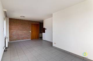Grimbergen: Knus 1-slaapkamerappartement op de tweede en tevens bovenste verdieping van een kleinschalig gebouw zonder lift en zonder syndicus...