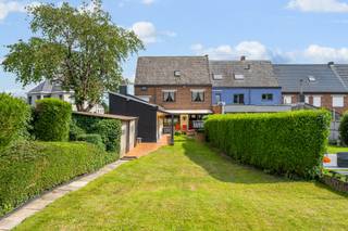 Ontdek deze goed onderhouden woning te Hillegem, deelgemeente van Herzele. goed gelegen met haar vlotte verbinding tot de E40 richting Gent...