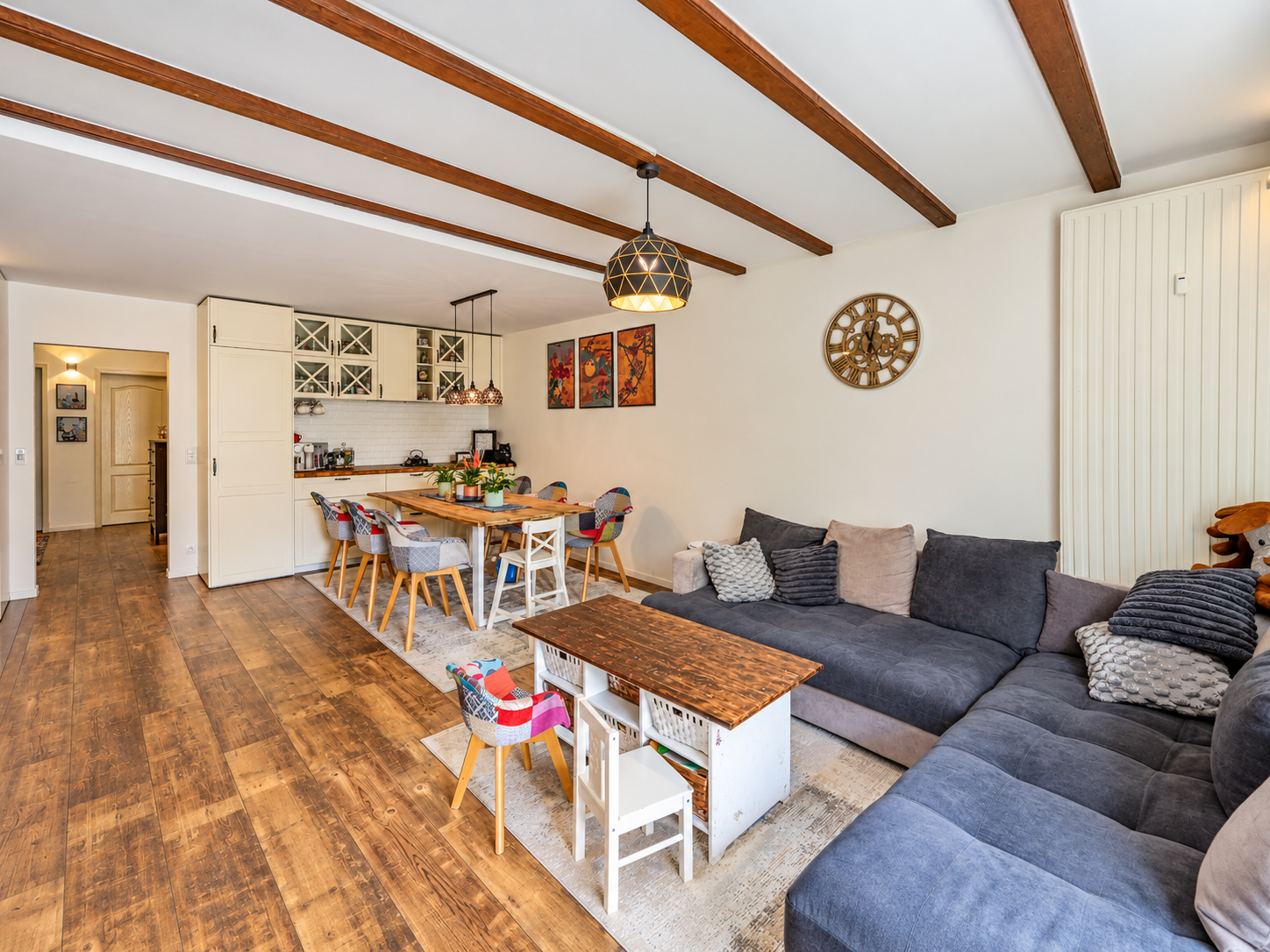 Volledig gerenoveerd 3-slaapkamerappartement met 2 terrassen in Borgerhout! - foto 5