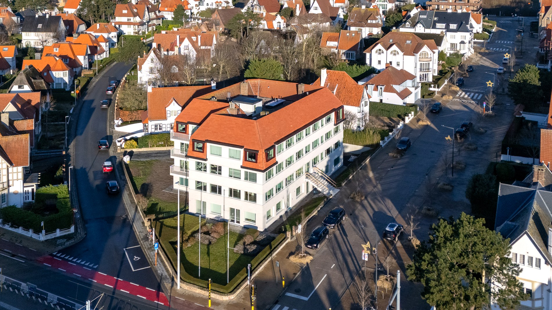 Uitzonderlijk hoekappartement (146m²) nabij zee en strand - foto 4