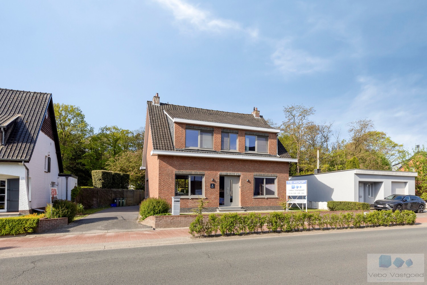 Ruime gezinswoning met 4/5 slks & tuin op 915 m² - foto 1