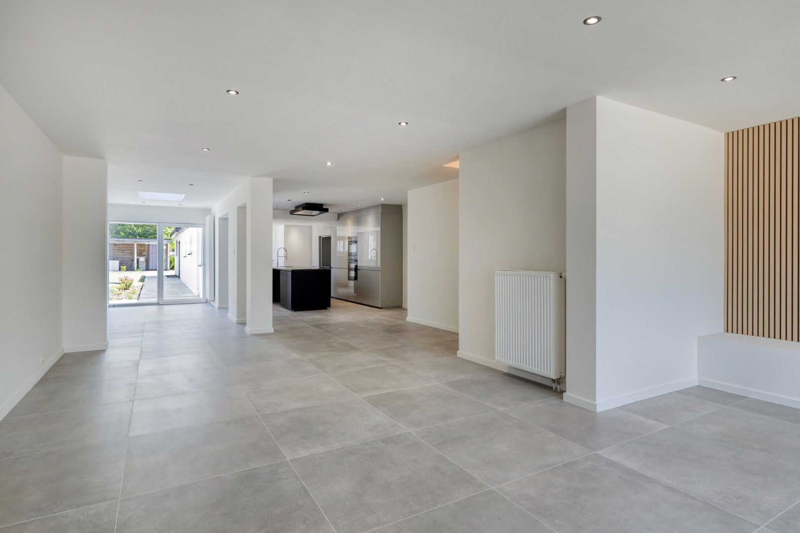 Woning met 5 slaapkamers, rustig gelegen in het centrum van OLV Olen ! - foto 4