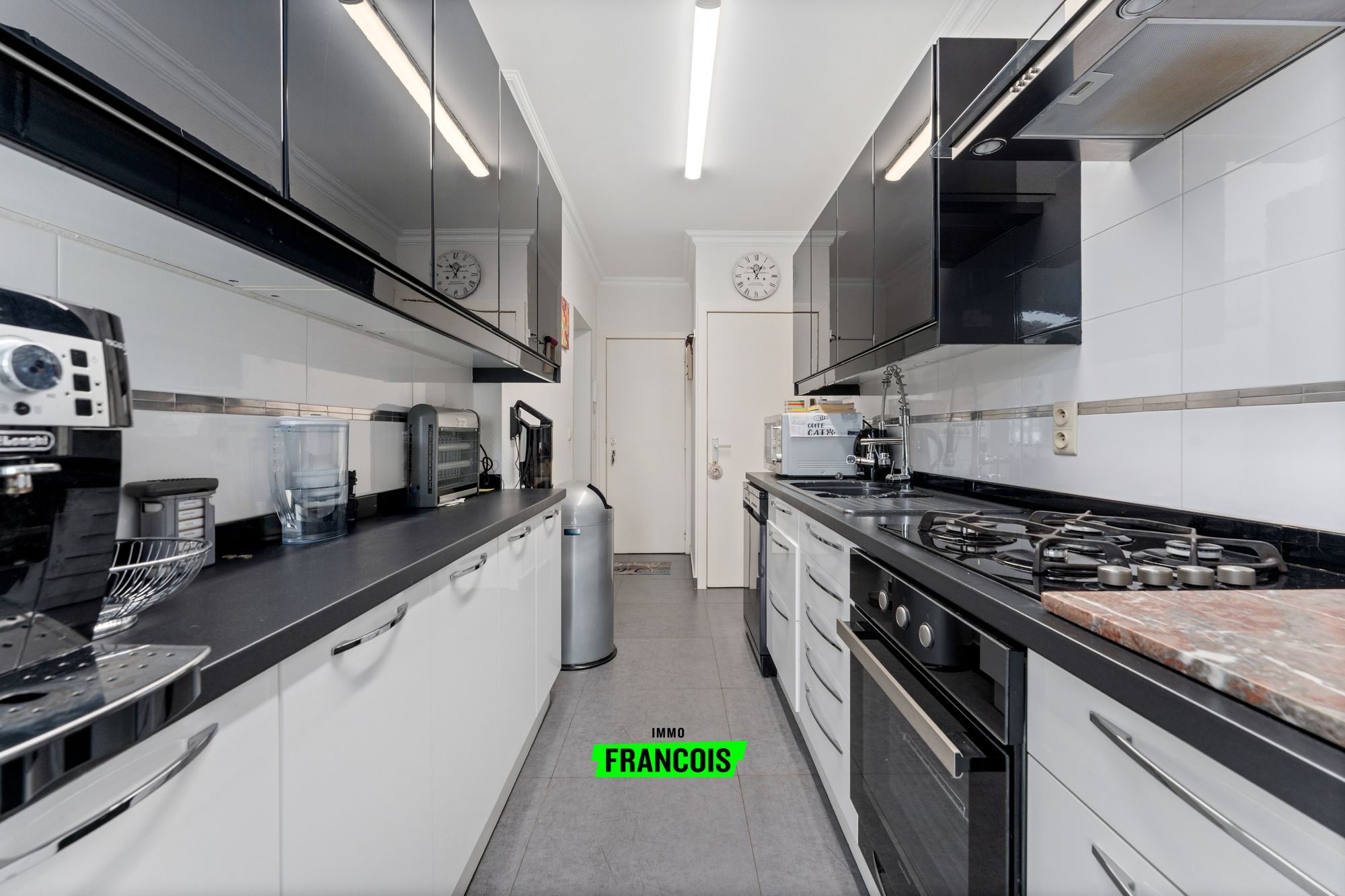 Gerenoveerd duplexappartement met garage en zonnige tuin te Blankenberge - foto 5