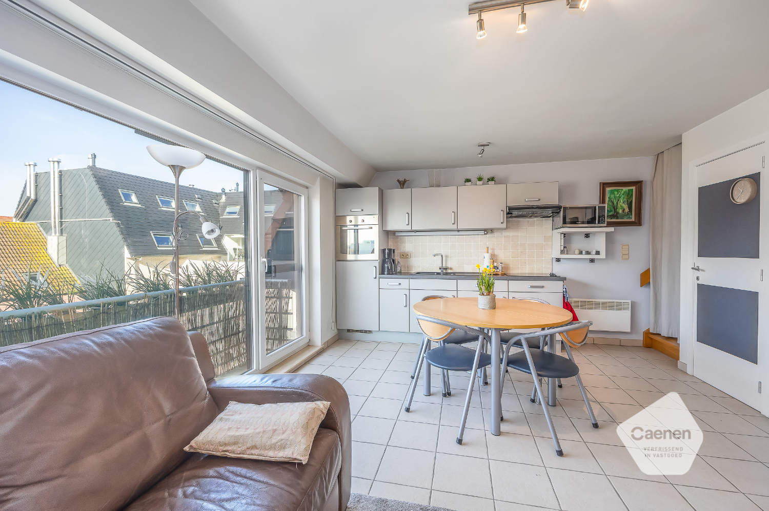Instapklaar recent duplex appartement vlakbij centrum Bredene Duinen - foto 4