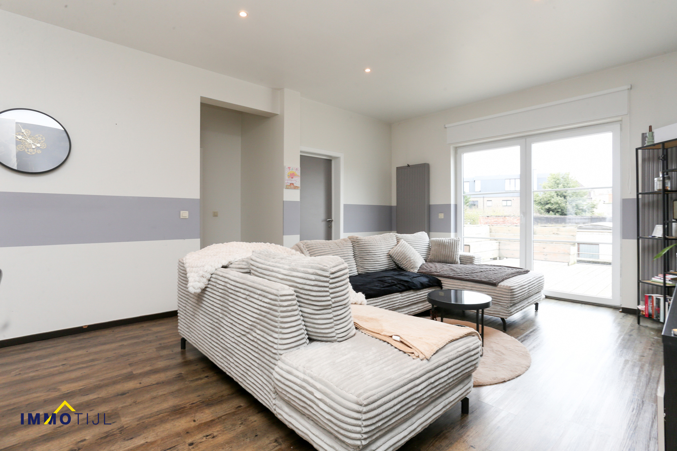 Ruim appartement met terras, incl. garage! - foto 3