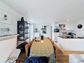 Op een uitstekende locatie in Gent, aan de Einde Were, bevindt zich dit lichtrijke en verzorgde appartement met twee ruime slaapkamers en een...