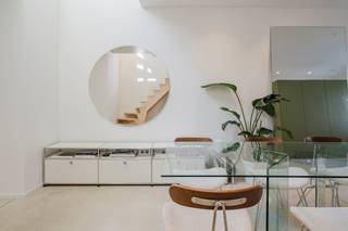 Maison de ville prête à emménager et élégamment rénovée dans un emplacement privilégié à Gand, avec une surface habitable de 126 m². Cette...