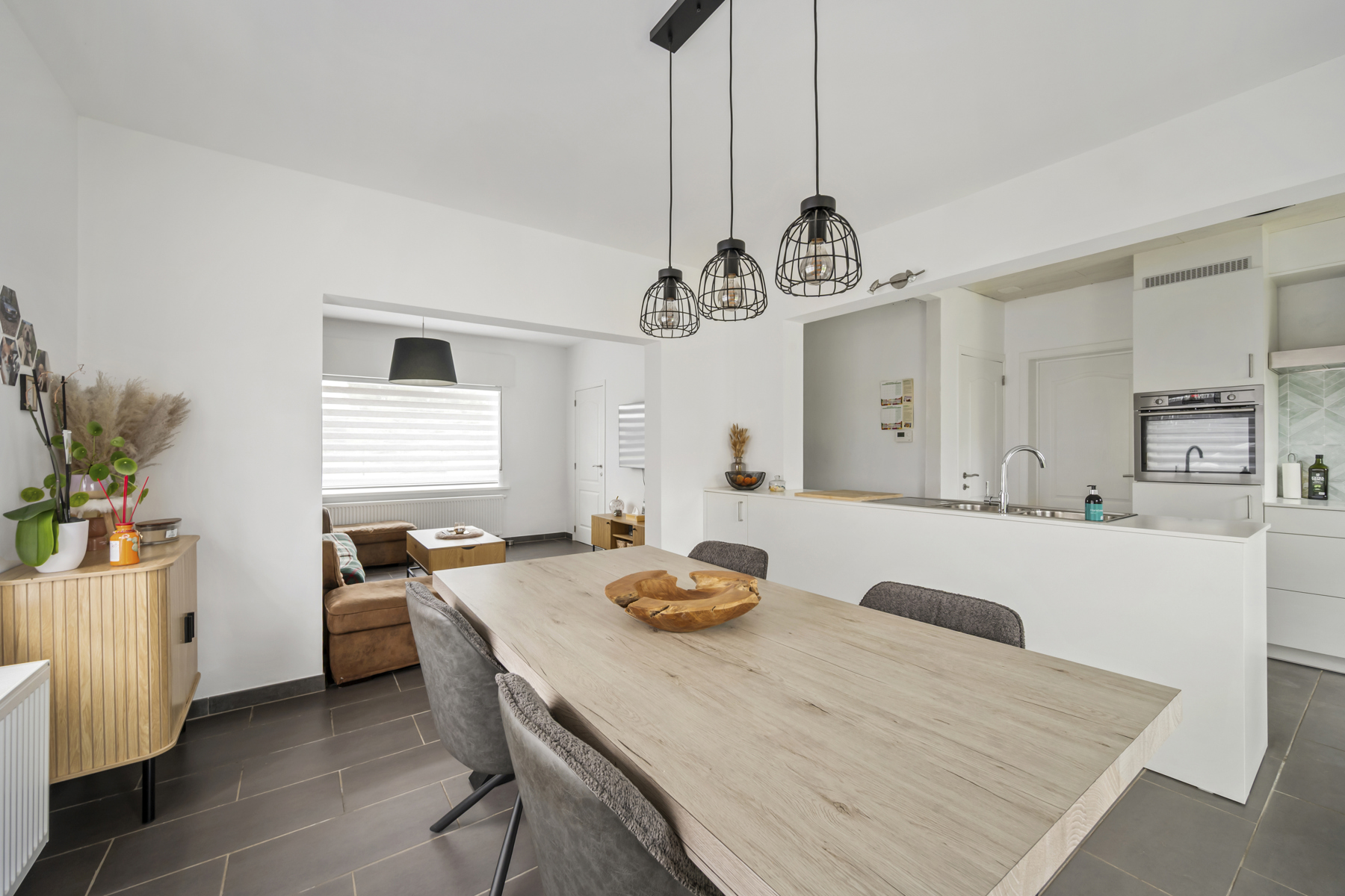 Instapklare alleenstaande woning met 4 slaapkamers - foto 4