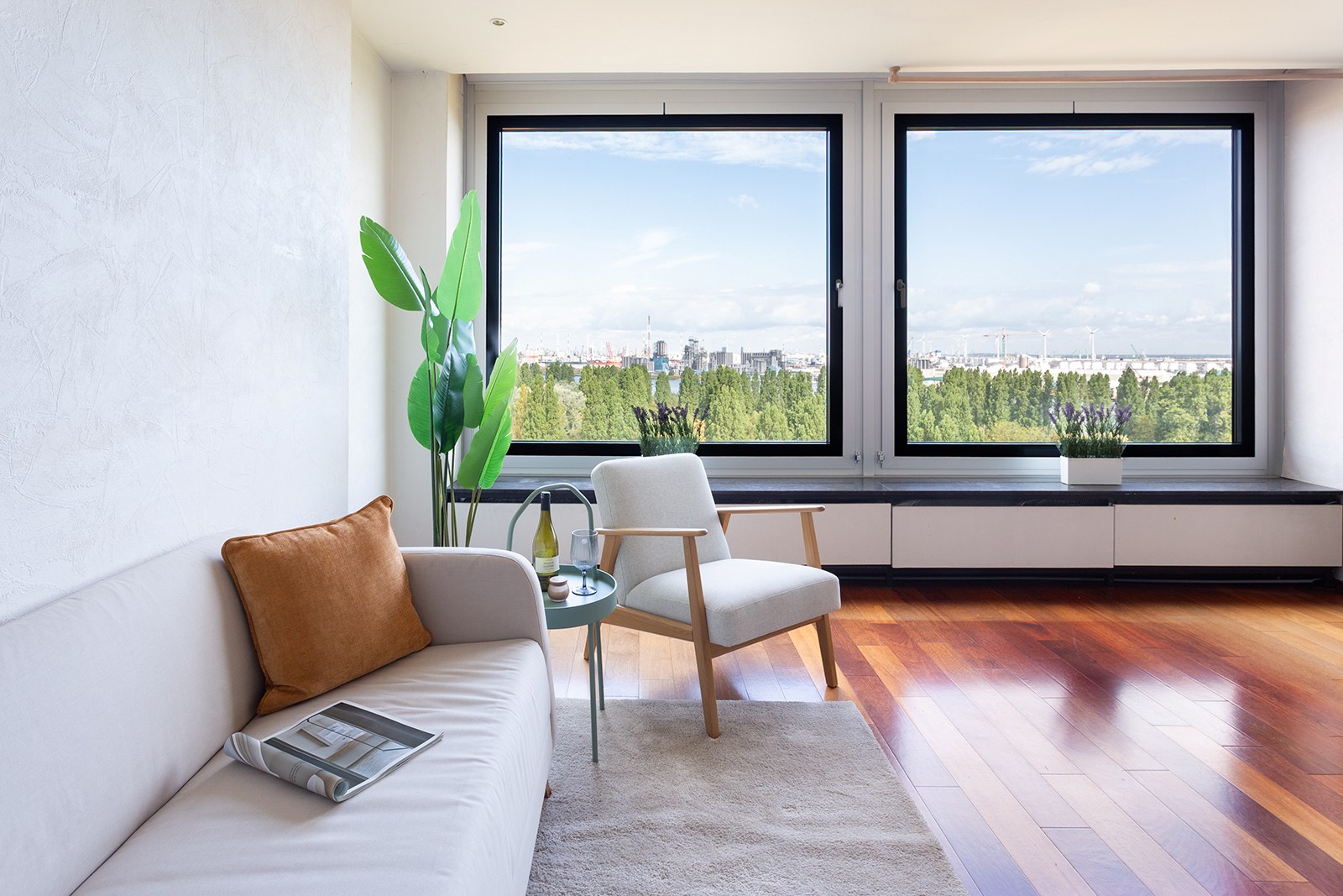 Lichtrijk 2-slaapkamerappartement met ruim terras en panoramisch uitzicht - foto 4