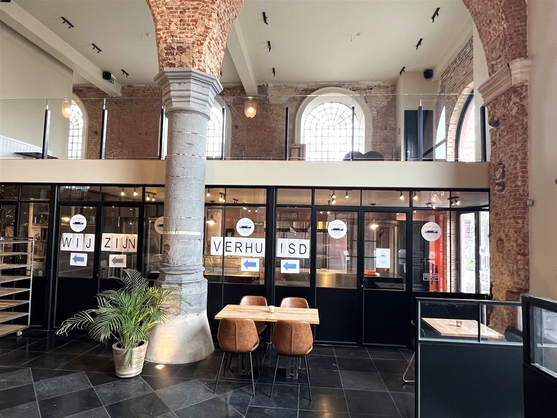 Winkel in Foodtemplel De Passage - foto 1