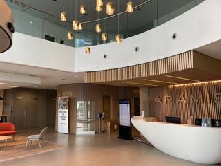 Fantastisch gelegen kantoorruimte van 429 m² te huur langs de Ring van Brussel (R0) met uiterst vlotte verbinding naar de A201, E19 en E40. Vlotte bereikbaarheid met het openbaar vervoer.<br /><br />De lichtrijke kantoren bevinden zich op de derde verdieping van het kwalitatieve kantoorgebouw 'Corporate Village' en zijn voorzien van gemeenschappelijke vergaderzalen, snackbar, twee restaurants, coffee-area, airco, fitness, energiebesparende liften, ... Ruime ondergrondse parkeermogelijkheden bij het gebouw (ratio 1/50). Openbaar vervoer is voorzien op de site met gratis shuttle tot aan de luchthaven. Onmiddellijk beschikbaar.<br /><br />Contacteer PANORAMA voor het ontvangen van bijkomende inlichtingen of een vrijblijvende afspraak 0477 09 00 09.