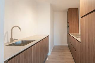 SINT-NIKLAAS - Op zoek naar een energiezuinig dakappartement in het centrum? Dan is dit stijlvolle appartement precies wat je zoekt! Enkele troeven...