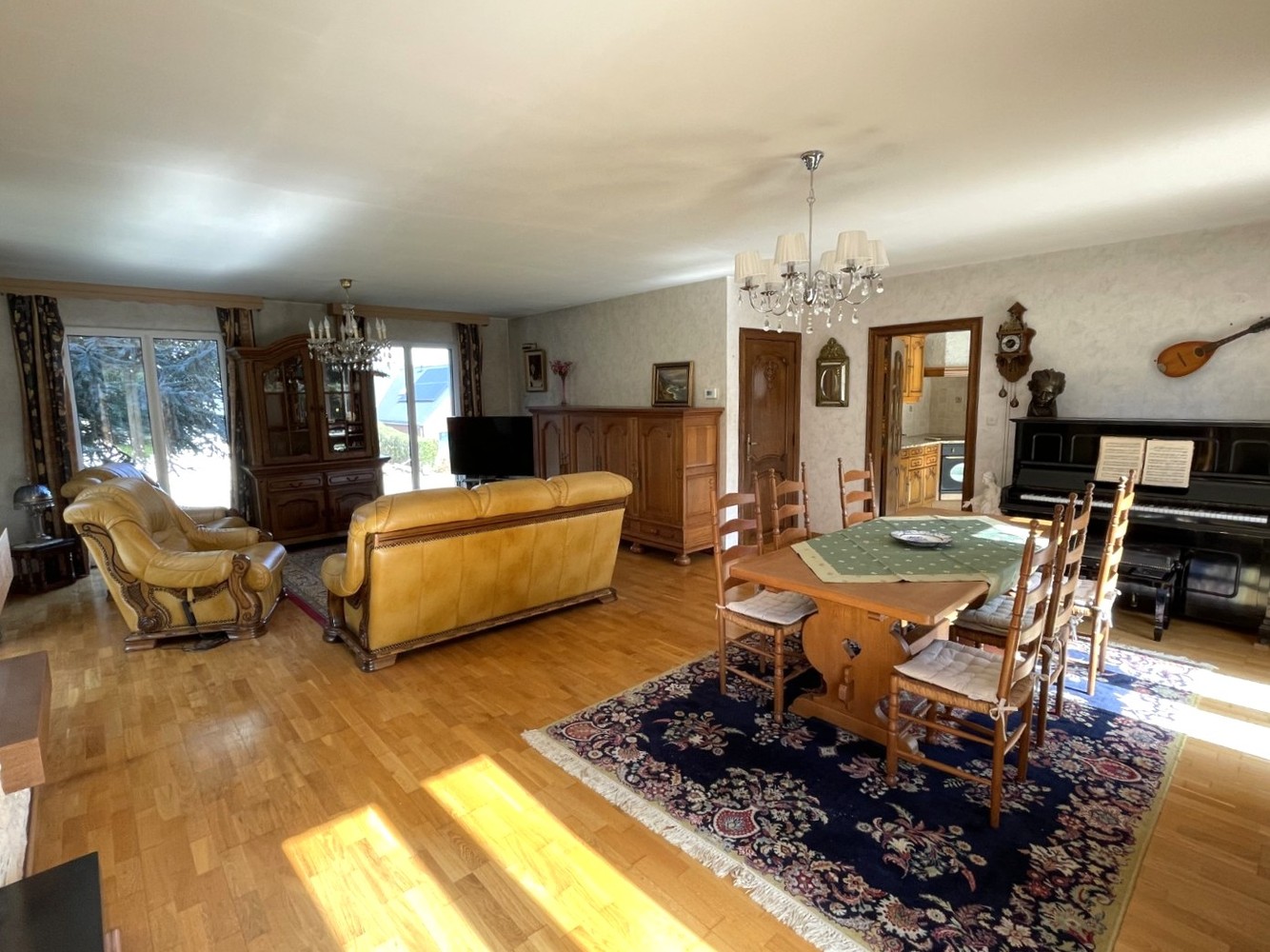 Karaktervolle vrijstaande villa met 5 slaapkamers en mooie tuin - foto 5