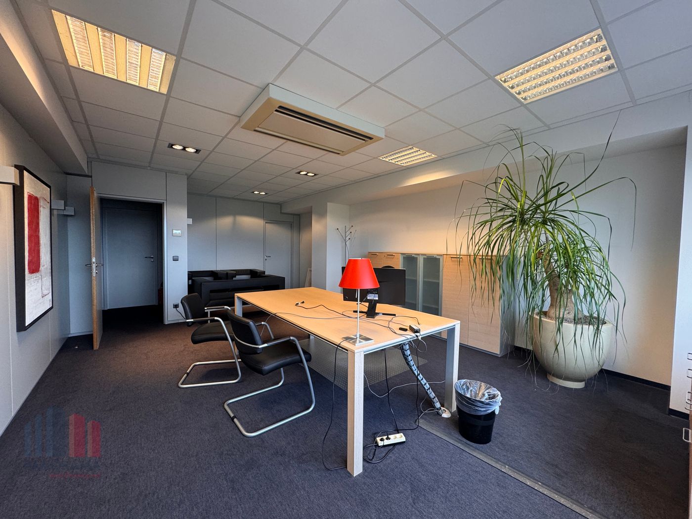 450 m² instapklare kantoren te huur in Oostkamp - foto 3