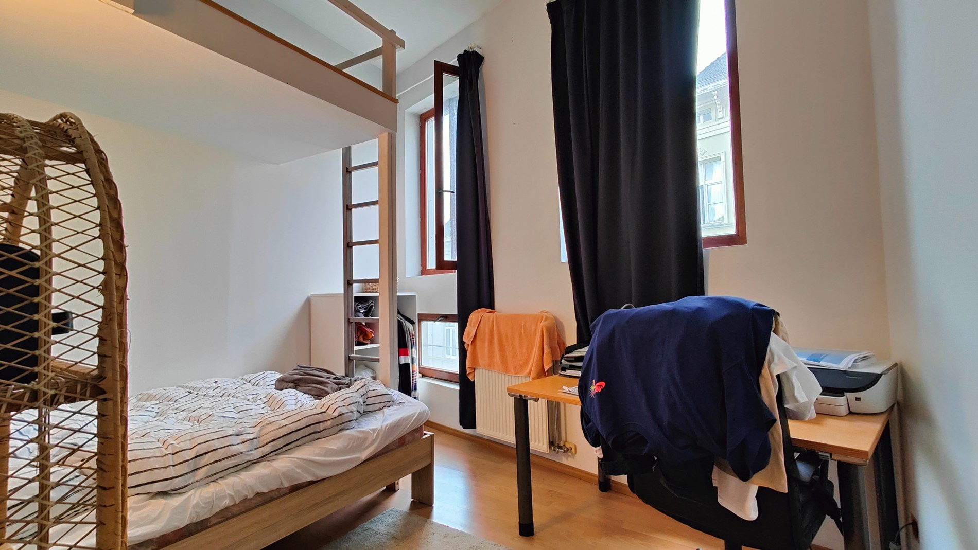 Ruim duplex appartement met terras te Gent - foto 3